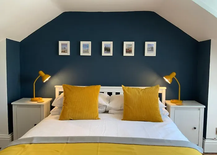 Charming Cottage Mins From Chichester City Centre