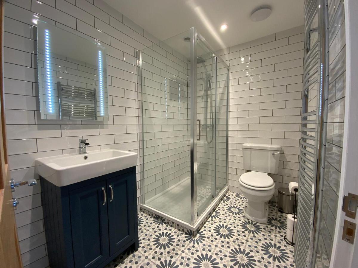 Charming Mins From Centre * Chichester